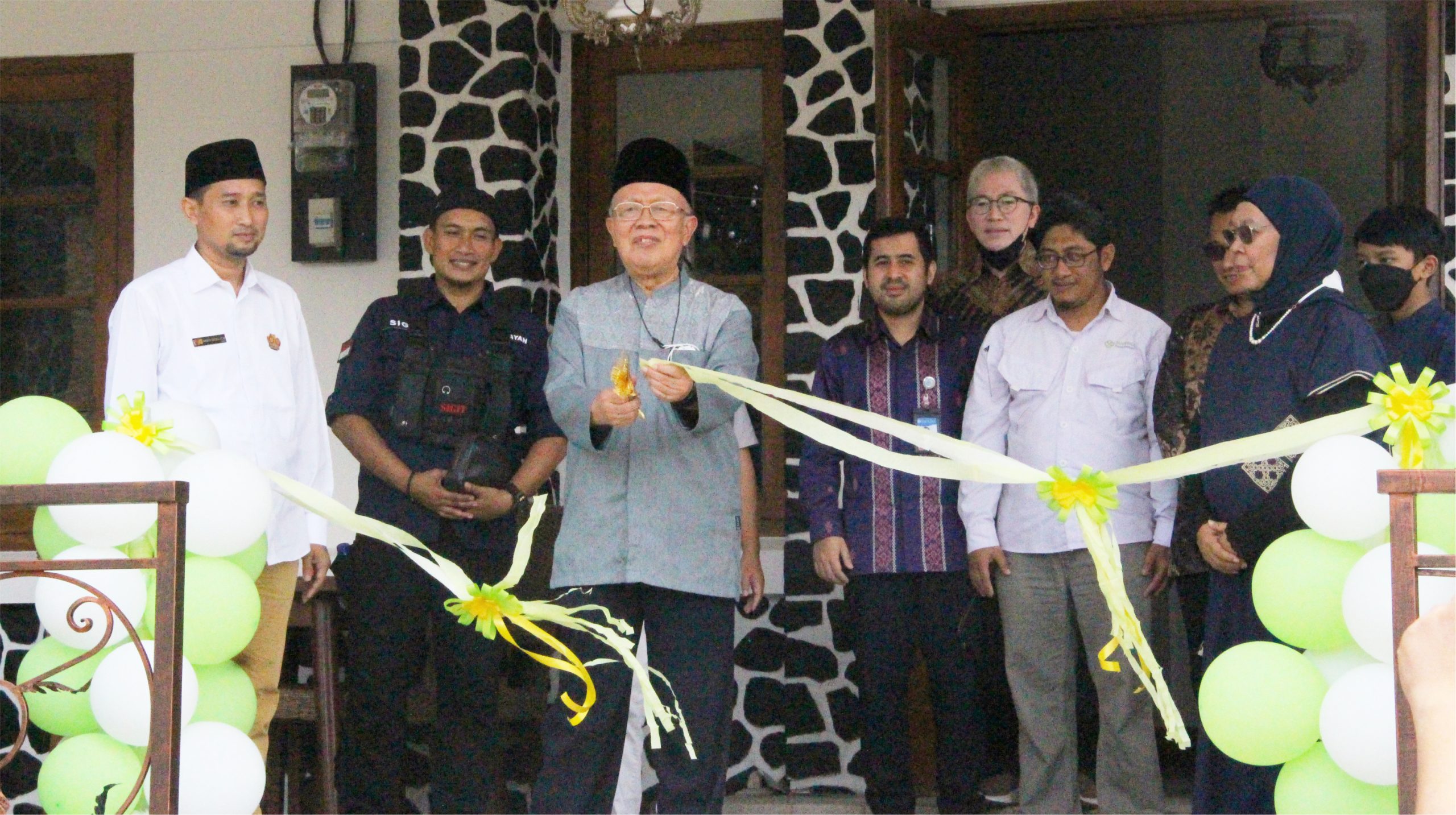 Kembangkan Wakaf Produktif Berbasis Kuliner, Badan Wakaf As-Syifa (BWA) bersama Sinergi Foundation membuka ”Kuliner Rumah Jenderal”