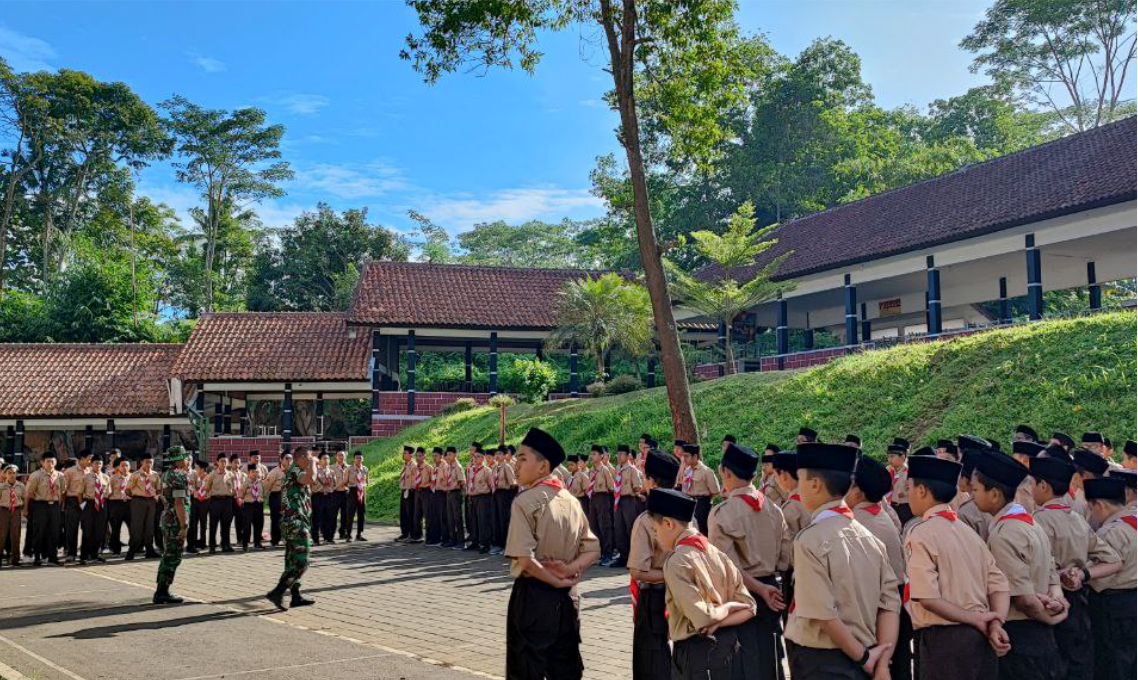 Bentuk Jiwa Dispilin & Mandiri Santri, SMPIT As-Syifa Boarding School Jalancagak Gandeng Yonif 312/Kala Hitam